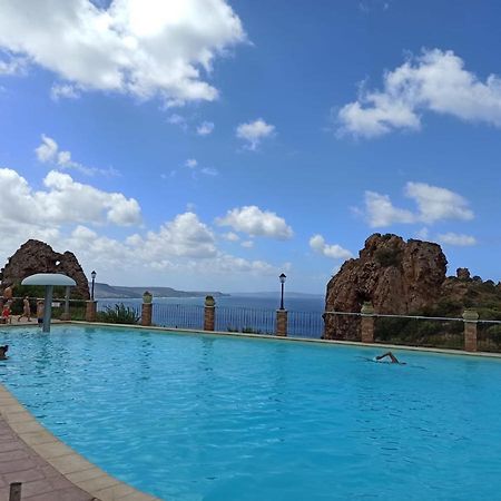 West Holiday Nebida المظهر الخارجي الصورة
